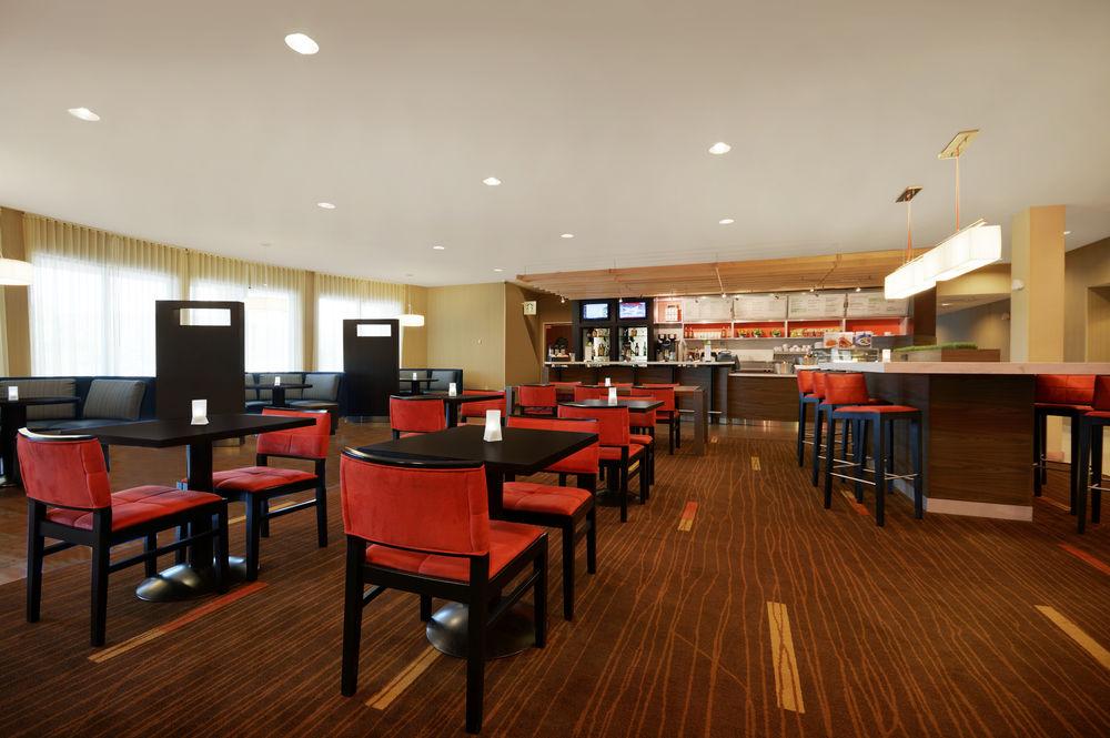 Отель Courtyard By Marriott Онеонта Экстерьер фото